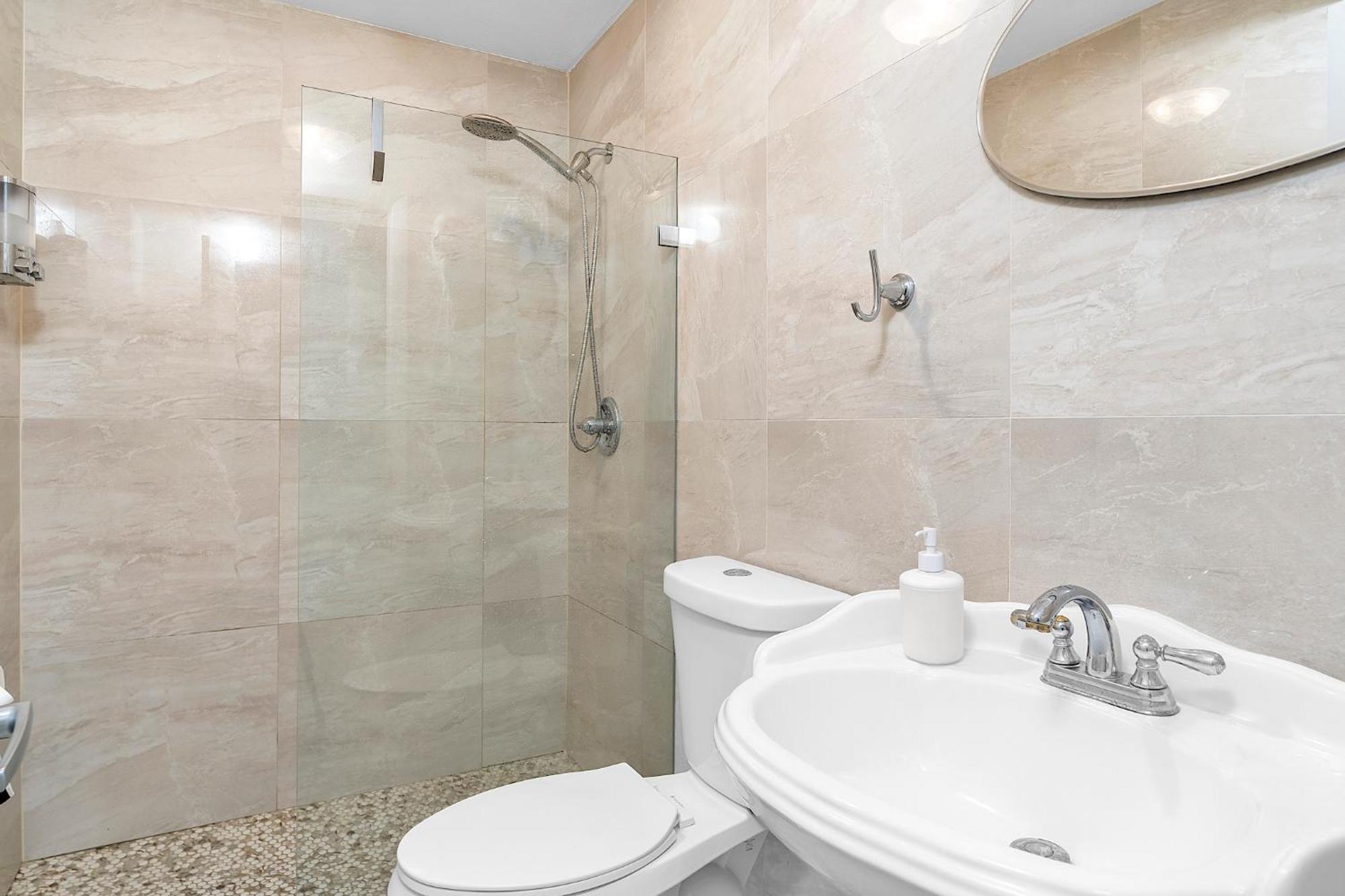 Private Room In Little Havana マイアミ エクステリア 写真