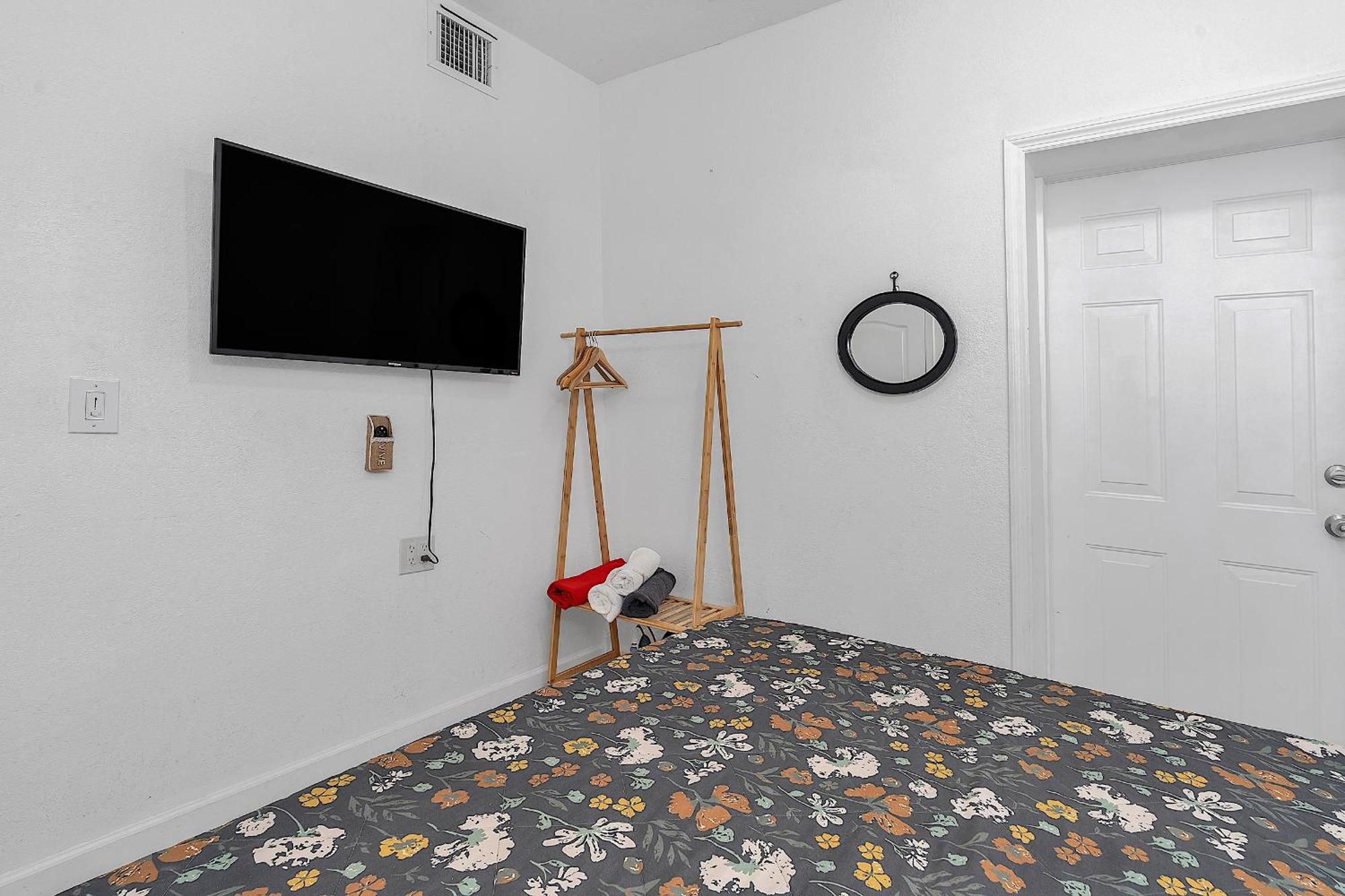 Private Room In Little Havana マイアミ エクステリア 写真